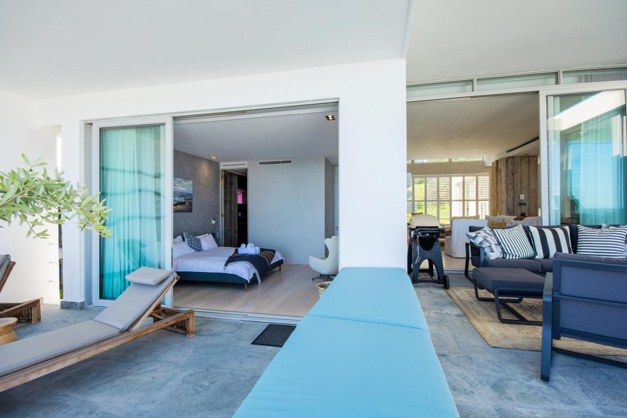 Luxury Camps Bay Penthouse With Spectacular Views Appartement Le Cap