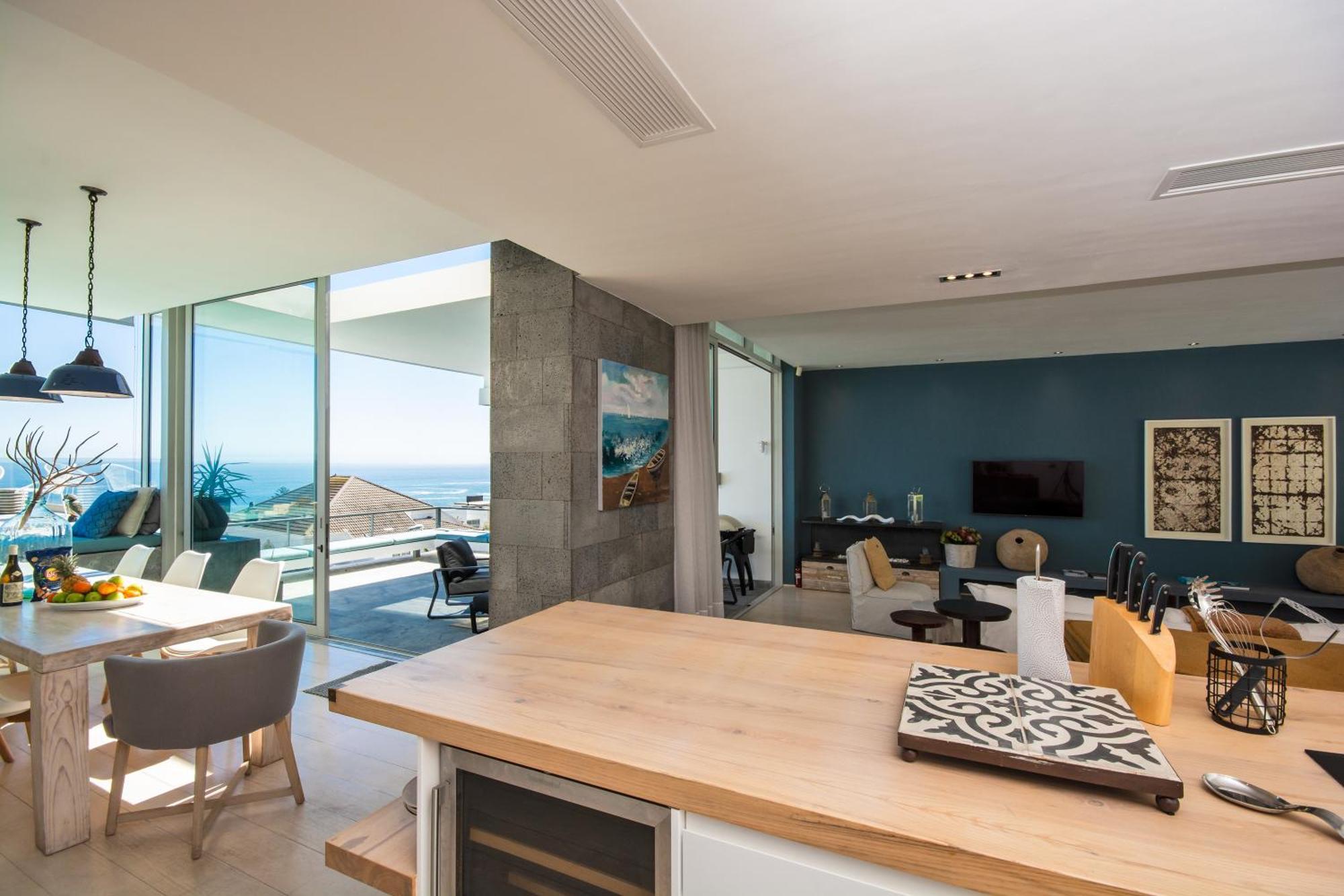 Luxury Camps Bay Penthouse With Spectacular Views Appartement *